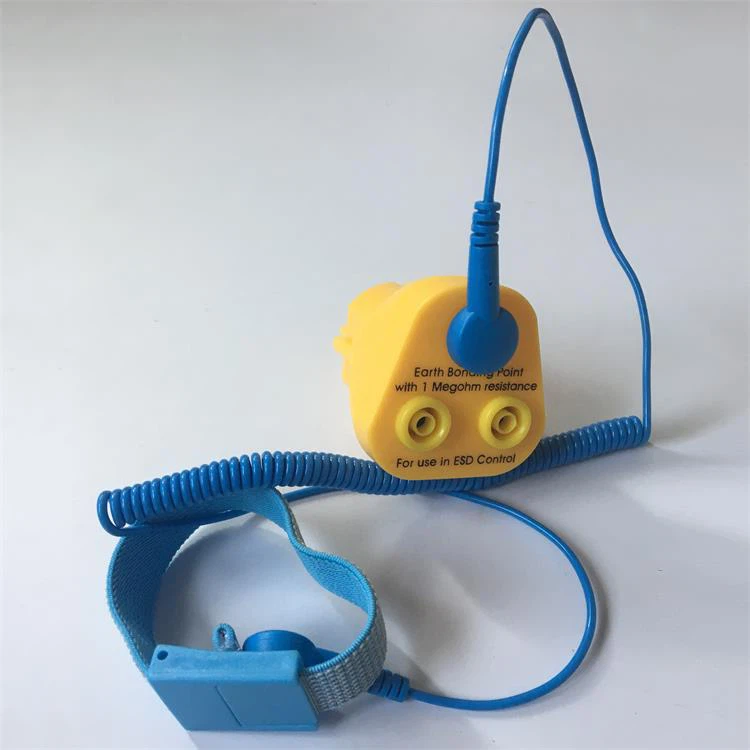Earth bonding plug Earth bonding plug